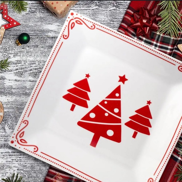 Ceramic Christmas Plates Set of 2 - Red - Picture 2 of 7
